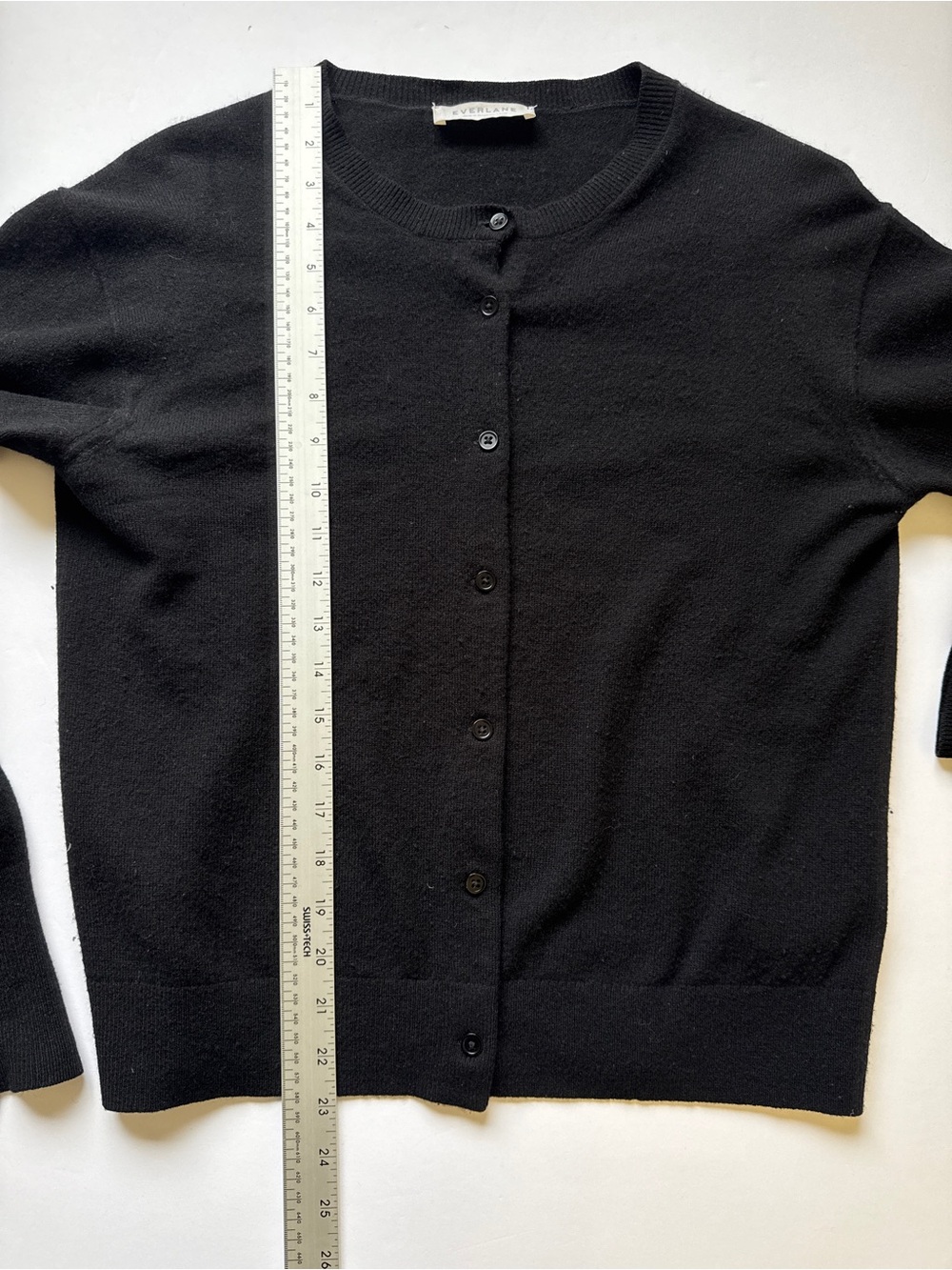 Everlane The Classic Cardigan in Cashmere Black Button Front Long Sleeve Sz L - Picture 8 of 10